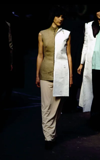 Look 3